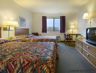 ซูเปอร์ 8 บาย วินด์แฮม สมิทวิลล์ เลก Hotel Smithville ห้อง รูปภาพ